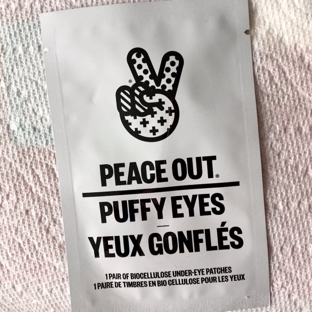Peace Out Puffy Under-Eye Patch